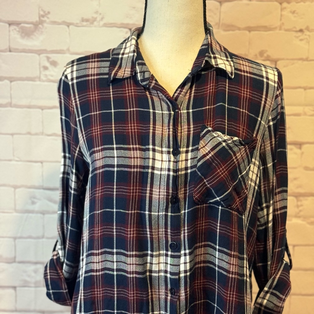 By & by cropped flannel